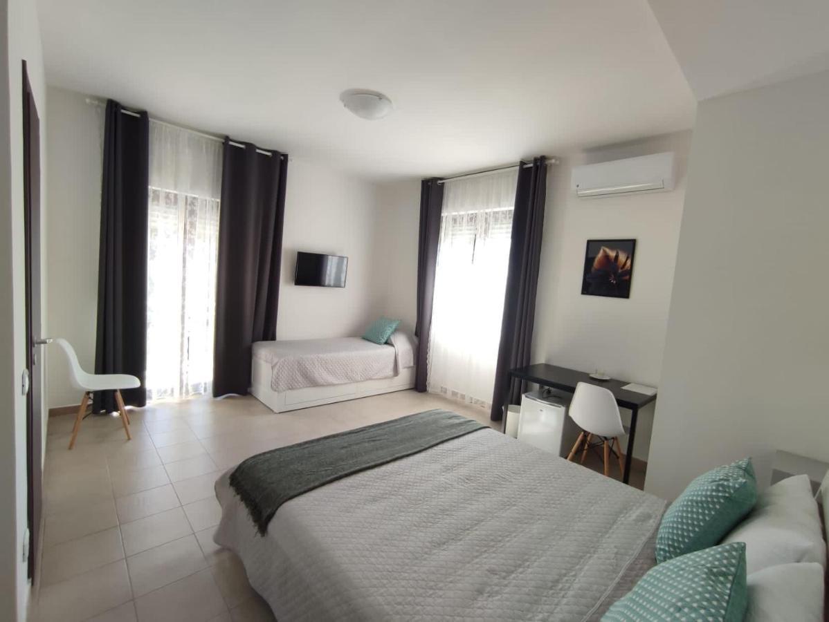 Cristian Rooms 아볼라 외부 사진