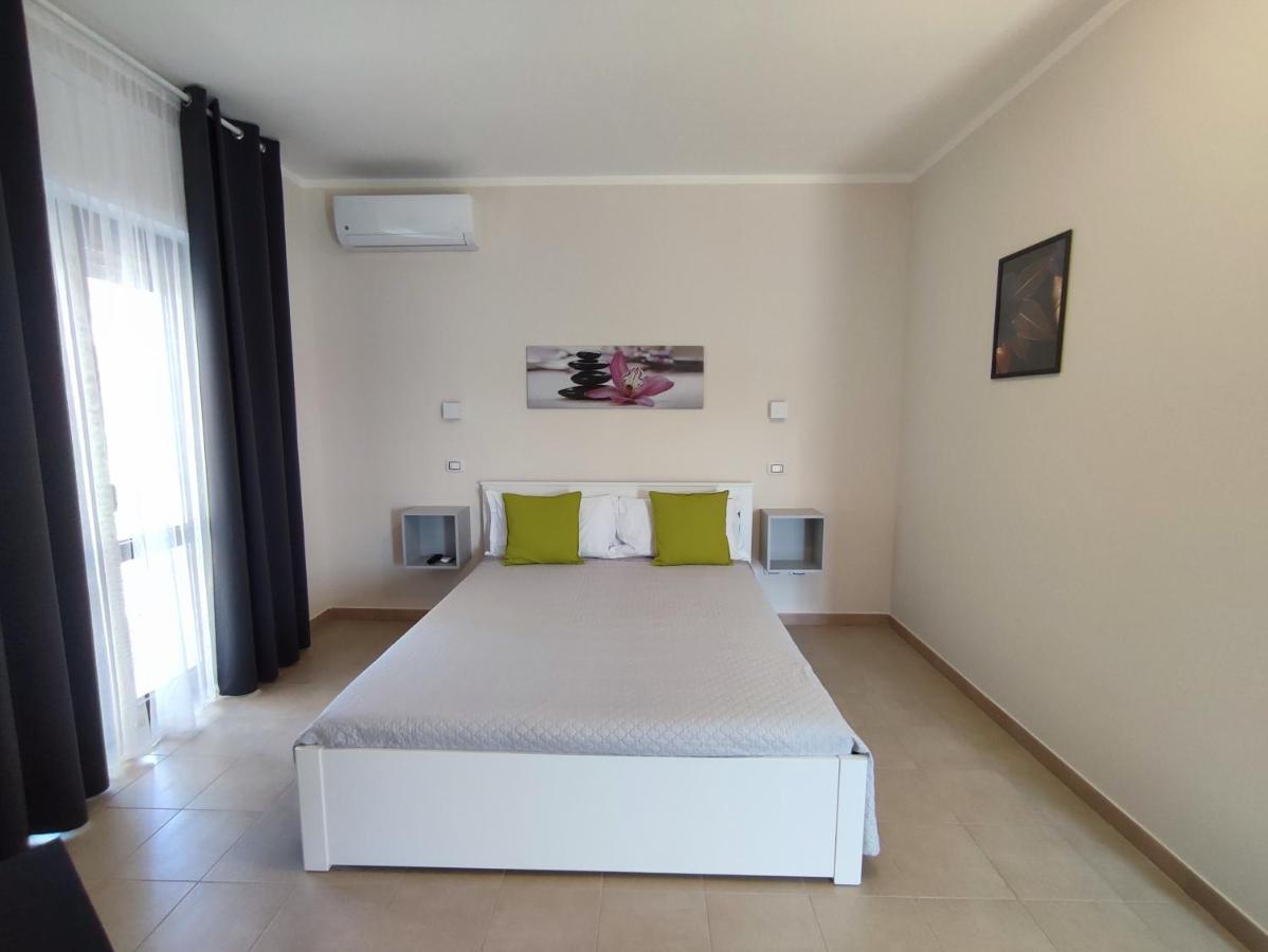 Cristian Rooms 아볼라 외부 사진